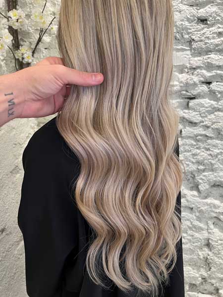 Tratamiento de anticaída Tratamiento de anticaída de cabello en peluquería