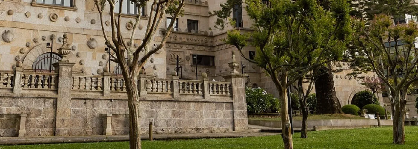 Salón YÖY Los Escudos Vigo